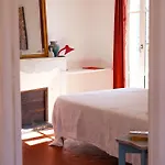 Sunny Cocoon With Harbor View Appartamento