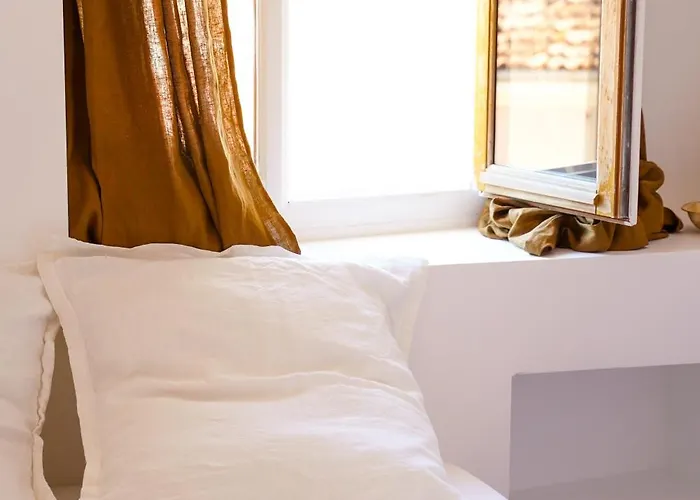 Sunny Cocoon With Harbor View Appartement La Seyne-sur-Mer